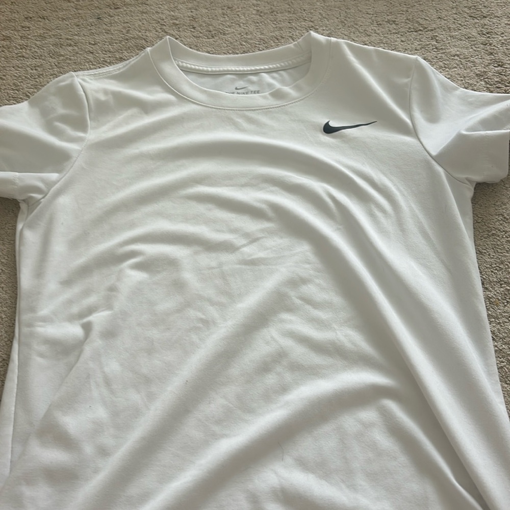 nike dri fit white tee